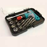 סט 18 חלקים הכולל מברג ביטים ובוקסות