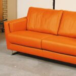 חומר ניקוי ספות עור HG מק"ט 42073 - תכשיר מקצועי 4 ב-1 לניקוי והגנה על ריפודי עור