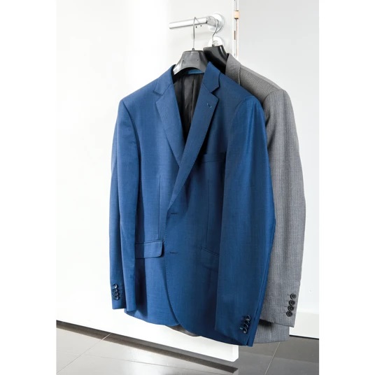 טיגון ודגים במטבח ובבית