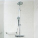 כתמי חלודה וירוקת ממשטחי נירוסטה