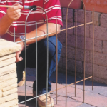 שערים ועמודי תאורה עם טכנולוגיה מתקדמת לחדירה עמוקה והגנה ארוכת טווח